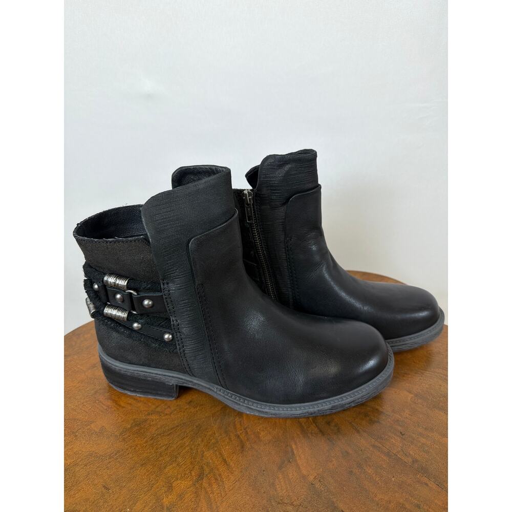 NWT OTBT Black Beaded Wrapped Leather Zip Boots Size 10 - Picture 3 of 8